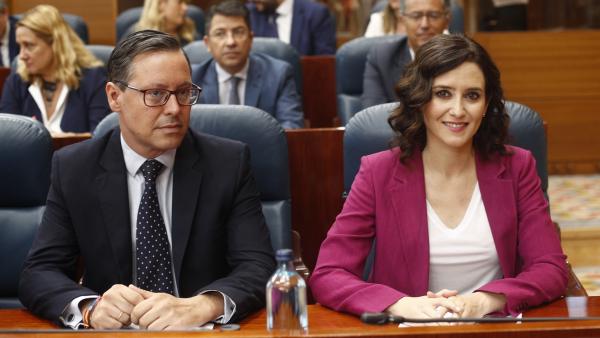  Isabel Díaz Ayuso y Alfonso Serrano