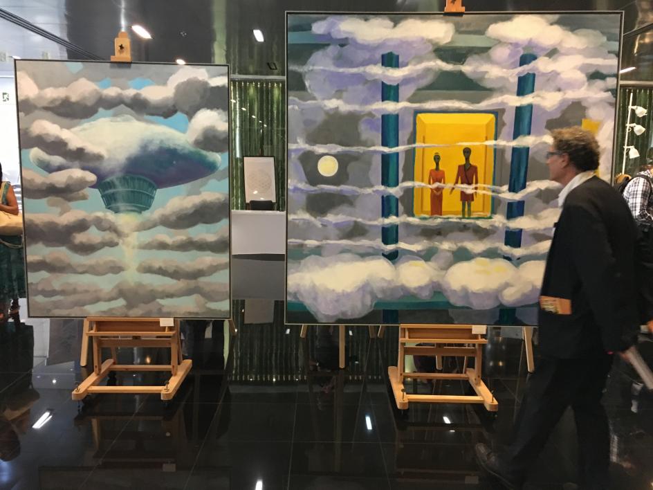 Una obra en lienzo expuesta en el Congreso de Ufología de Barcelona